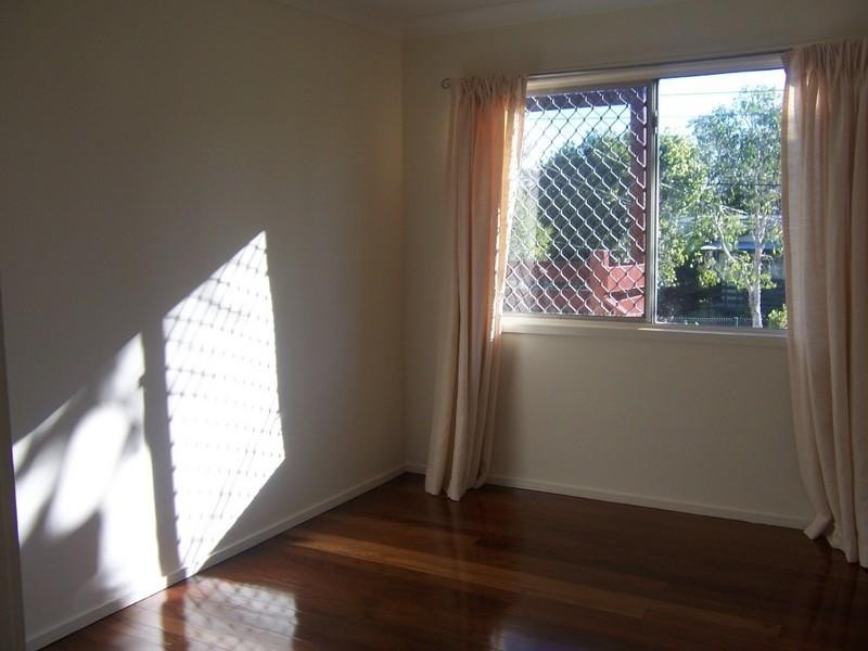9 Mooney Street, Logan Central QLD 4114