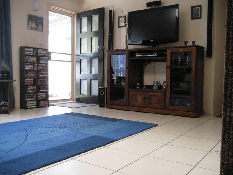 4 Dart Avenue, Kingston QLD 4114