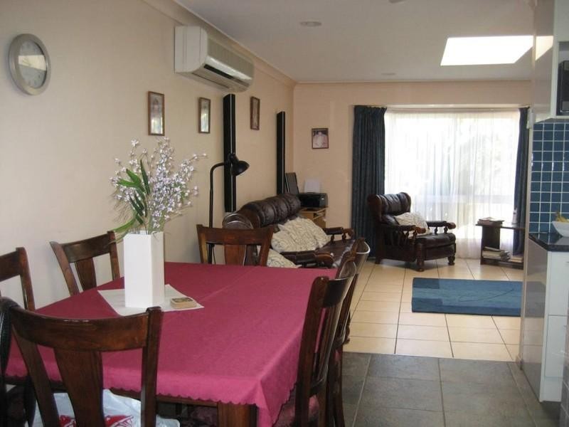 4 Dart Avenue, Kingston QLD 4114