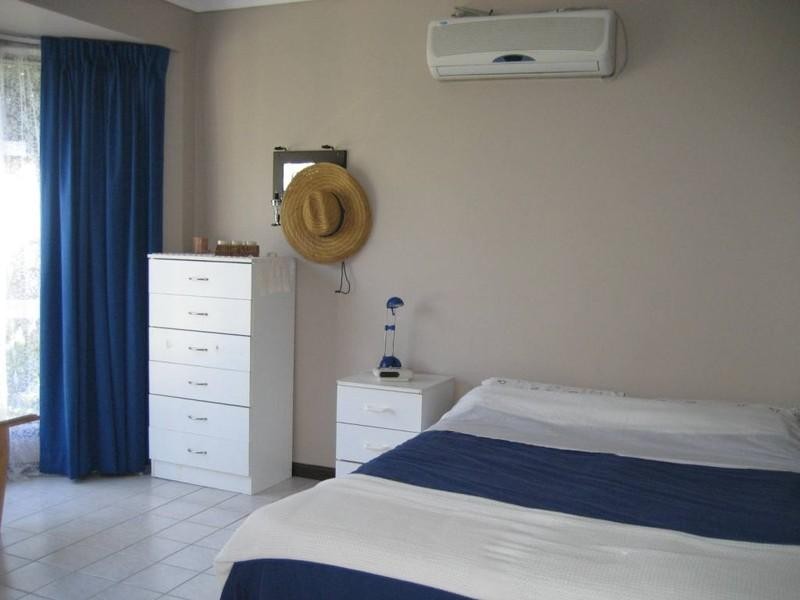 4 Dart Avenue, Kingston QLD 4114