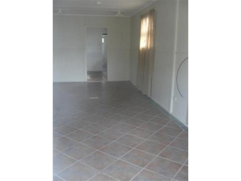 12 Acacia Road, Woodridge QLD 4114