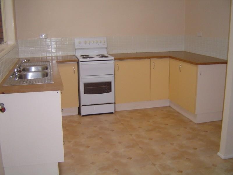 38 Avonmore Street, Edens Landing QLD 4207