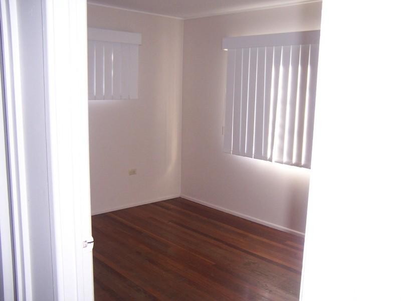 72 Ashton Street, Kingston QLD 4114