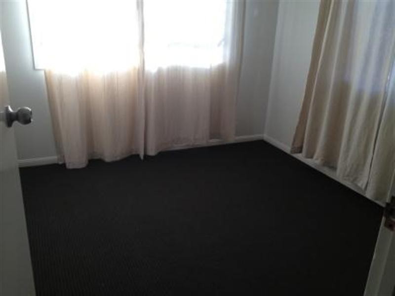 12 Lycoris Street, Crestmead QLD 4132