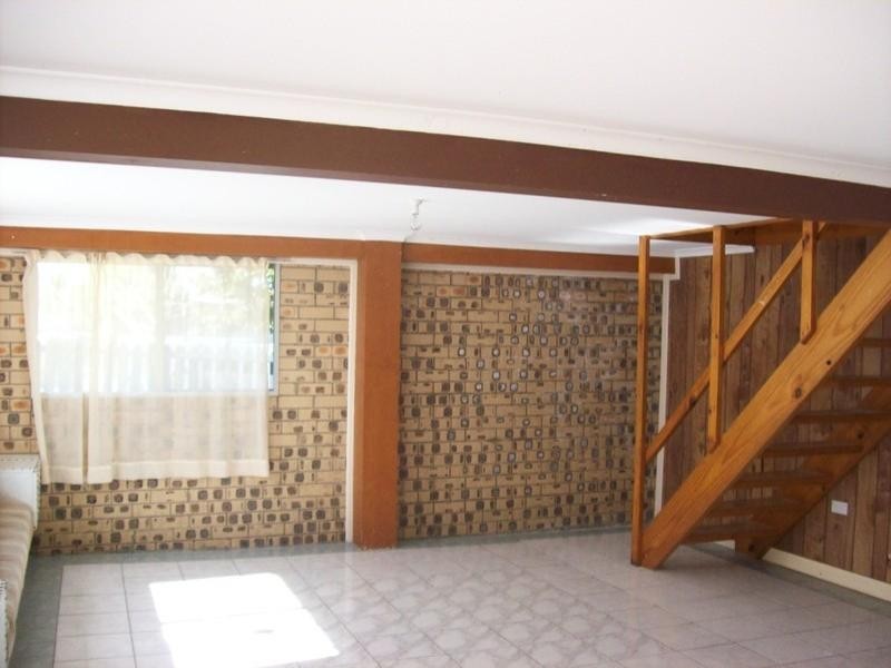 8 Woonga Street, Woodridge QLD 4114