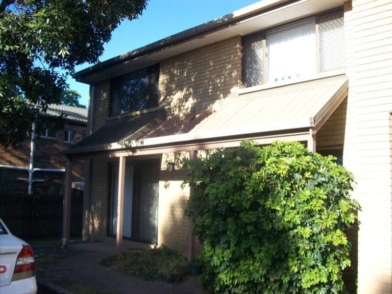 8/13-15 Blackwood Road, Logan Central QLD 4114