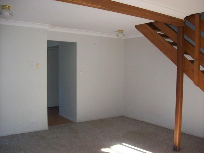 8/13-15 Blackwood Road, Logan Central QLD 4114