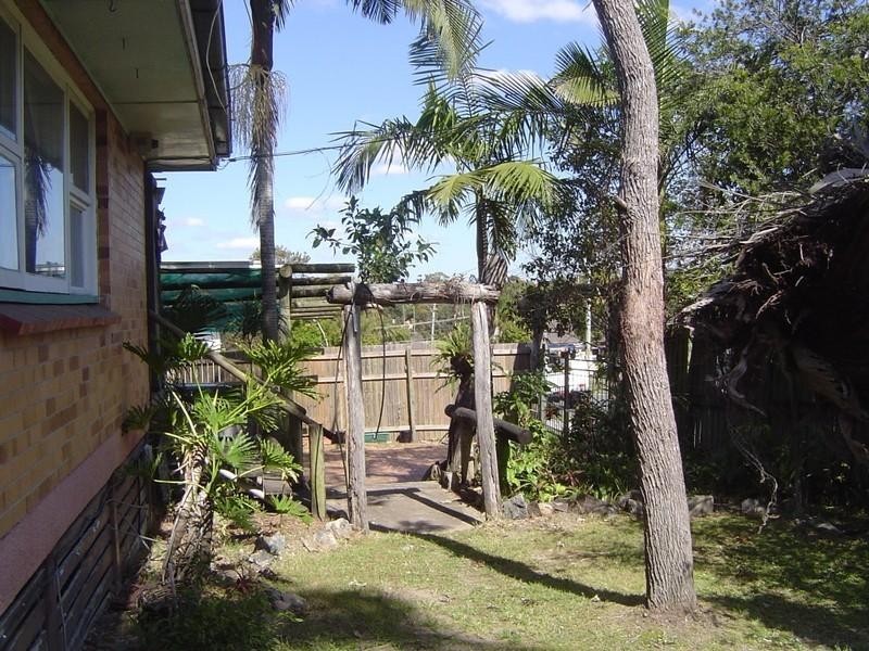 33 Wentworth Street, Woodridge QLD 4114