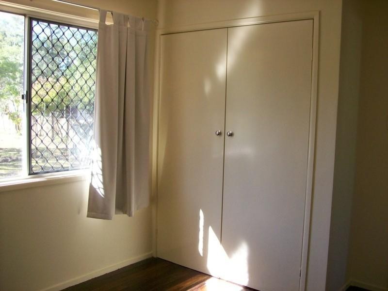 9 Rhoda Street, Loganlea QLD 4131