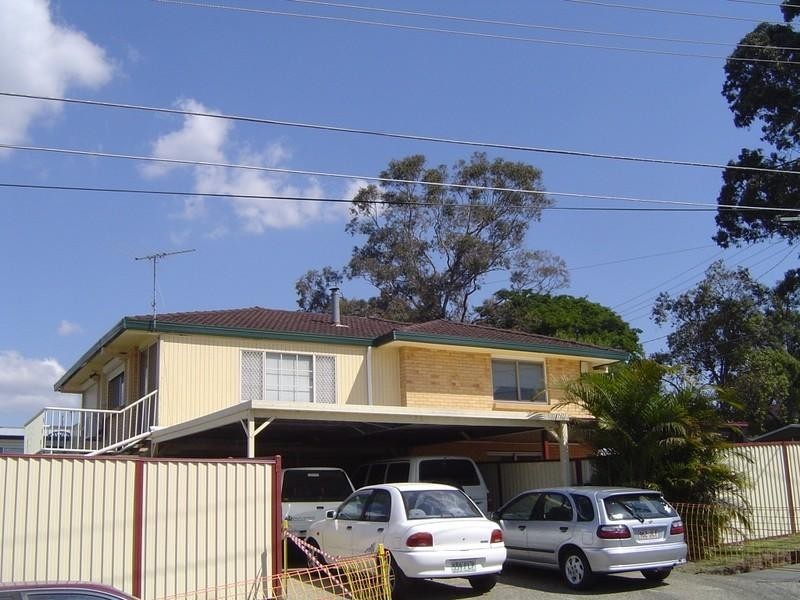 4 Dawson Street, Woodridge QLD 4114