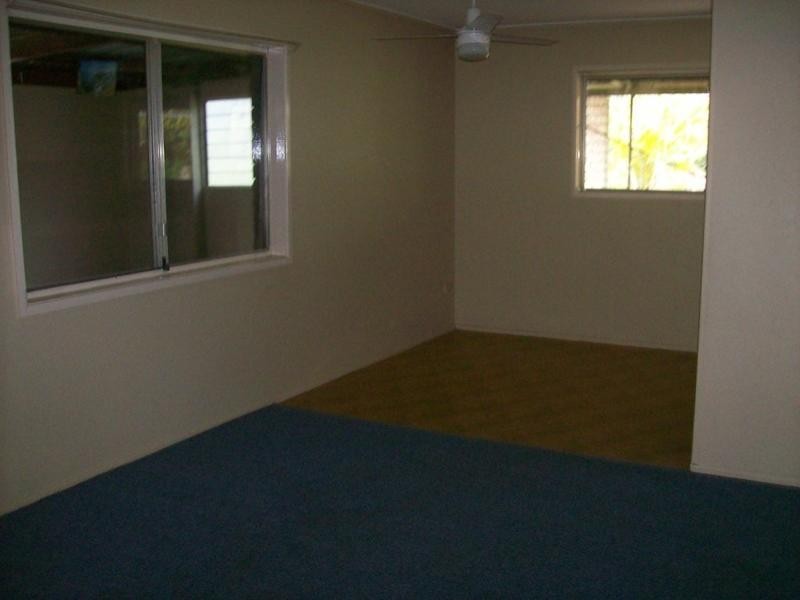 12 Woodash Street, Kingston QLD 4114