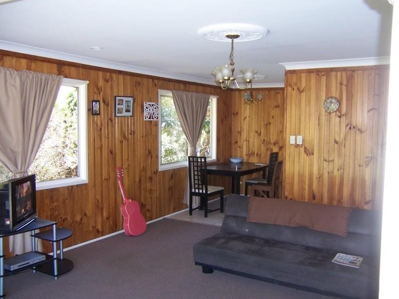 19 Ash Avenue, Woodridge QLD 4114