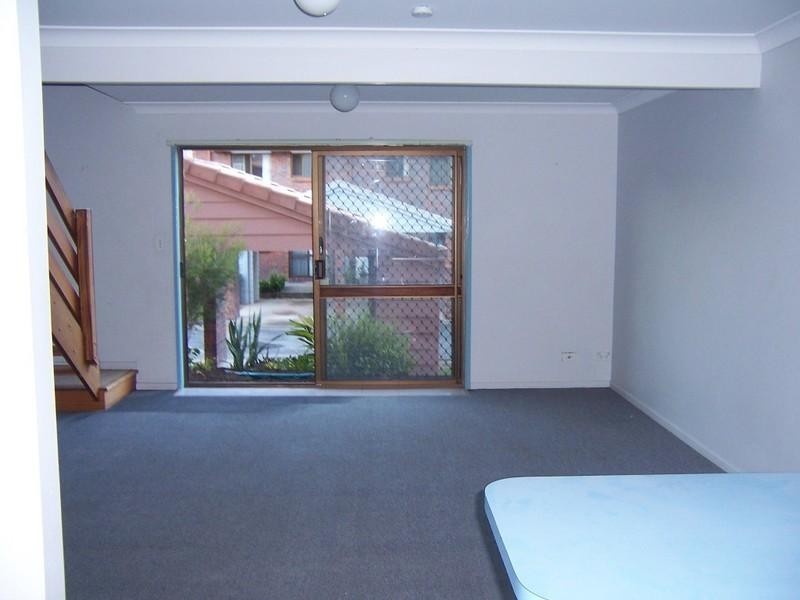 10/10 Damalis Street, Woodridge QLD 4114