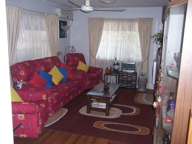 17 Garden Avenue, Woodridge QLD 4114