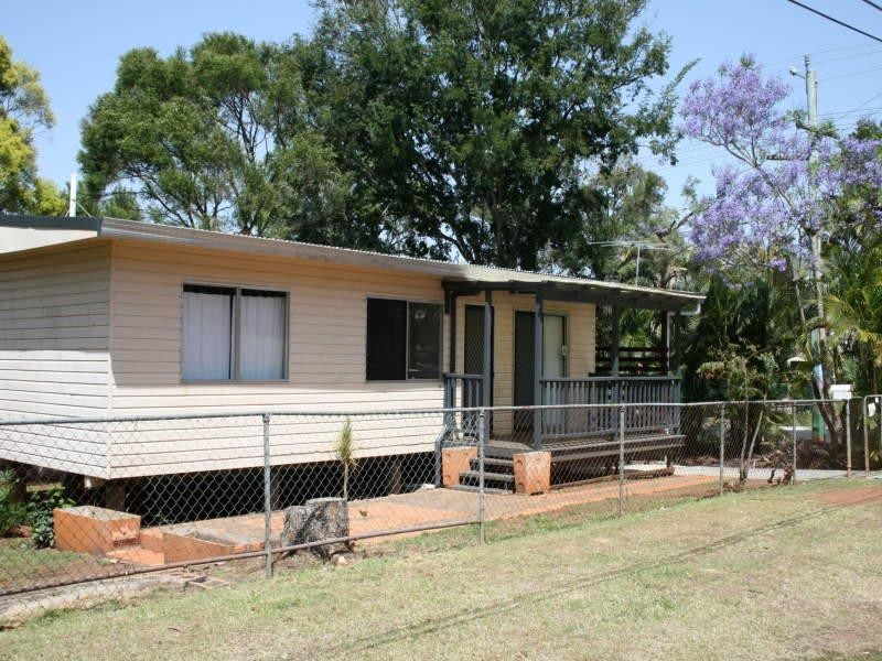 1 Perth Street, Kingston QLD 4114