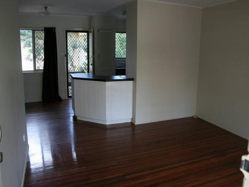 1 Perth Street, Kingston QLD 4114