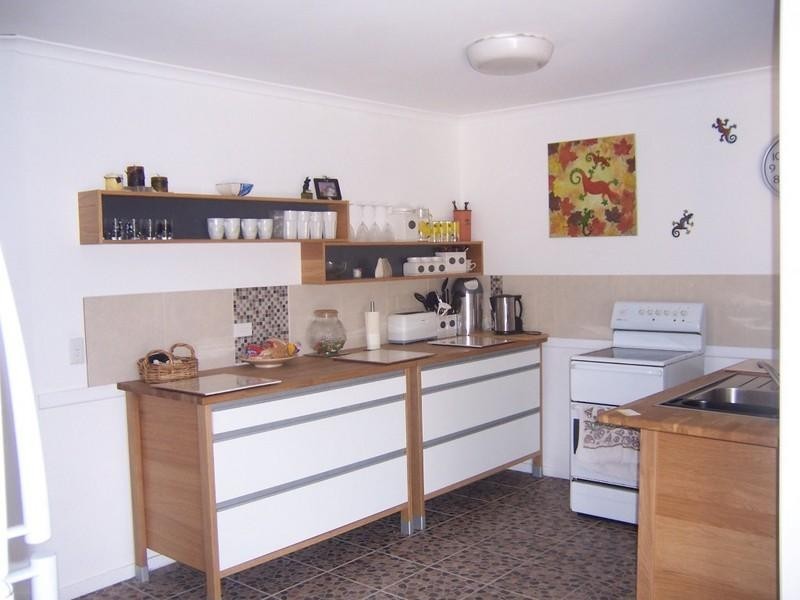 98 Barossa Street, Kingston QLD 4114