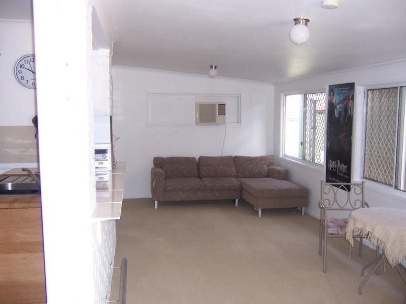 98 Barossa Street, Kingston QLD 4114