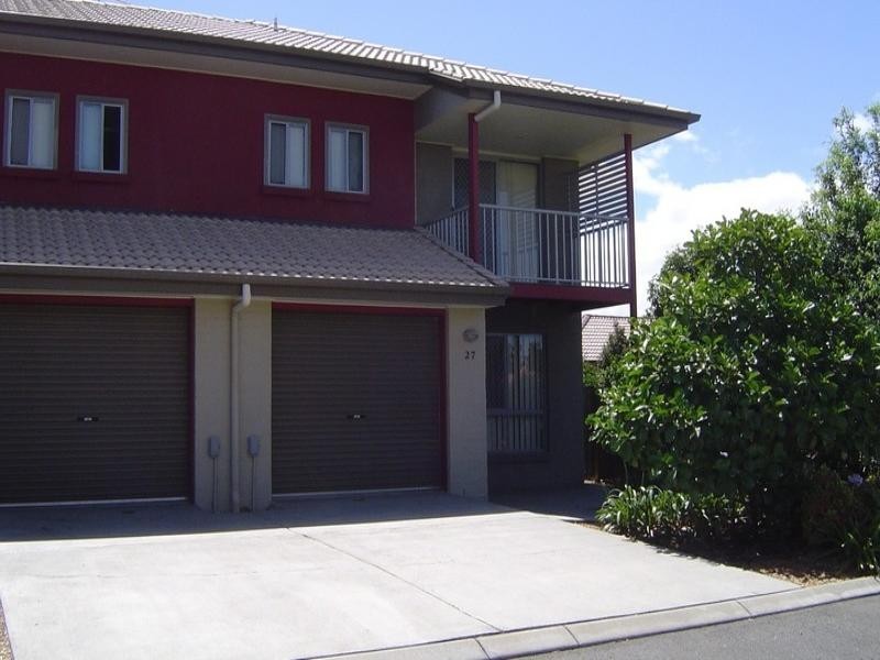 27/6 University Drive, Meadowbrook QLD 4131