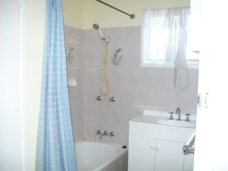 27 Douglas Street, Woodridge QLD 4114