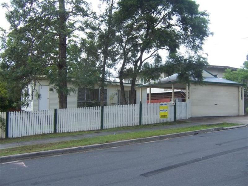 16 Dol Street, Woodridge QLD 4114