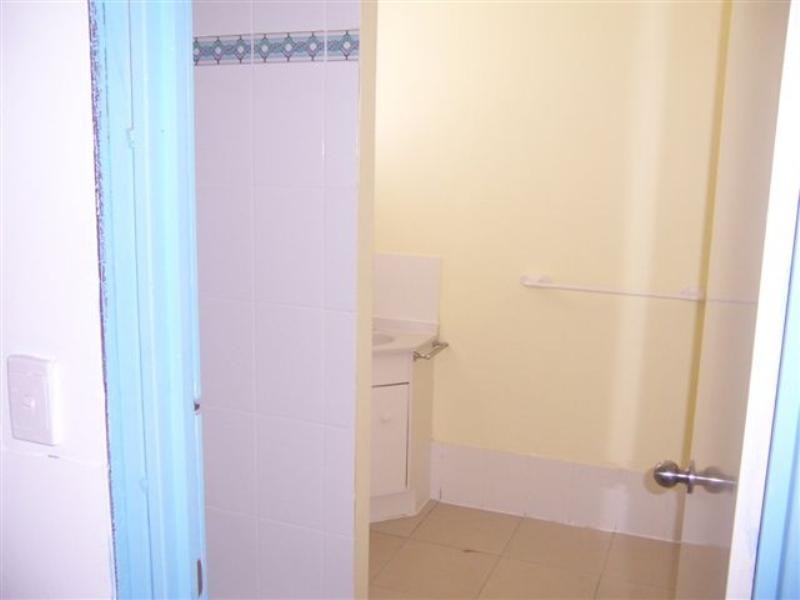 1 Sandalwood Street, Crestmead QLD 4132