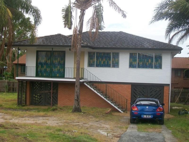 33 Defiance Road, Woodridge QLD 4114