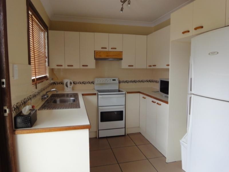 9 Blackton Street, Logan Central QLD 4114