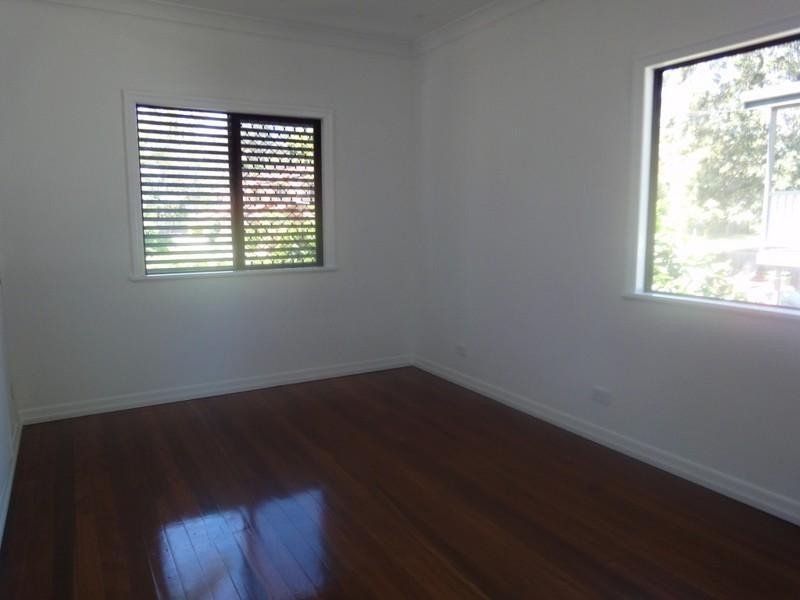 10 Willow Street, Woodridge QLD 4114