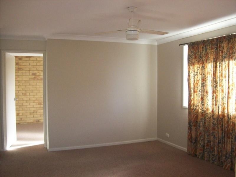 4/13-15 Blackwood Road, Logan Central QLD 4114