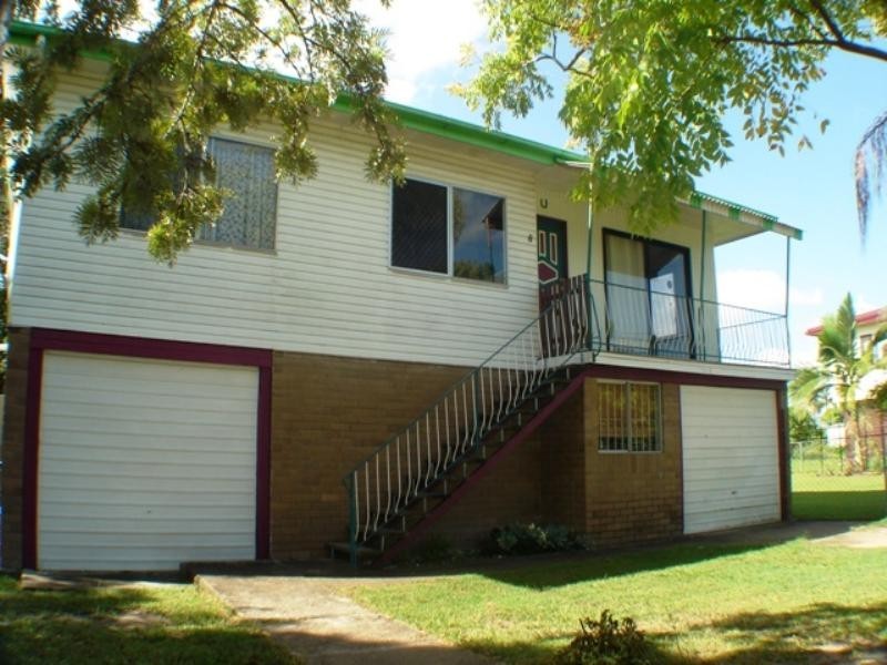 8 Maple Street, Kingston QLD 4114