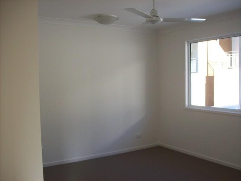 6/26-28 Laughlin Street, Kingston QLD 4114