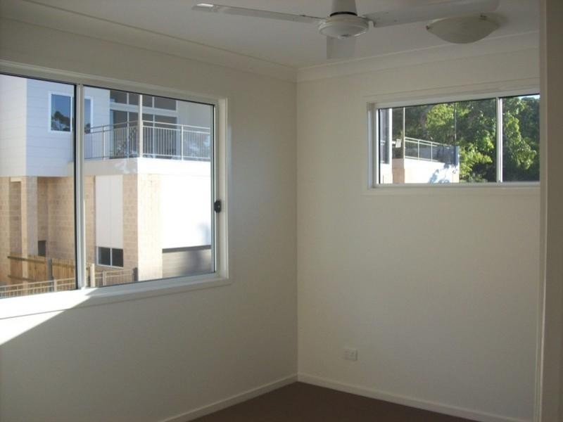 6/26-28 Laughlin Street, Kingston QLD 4114