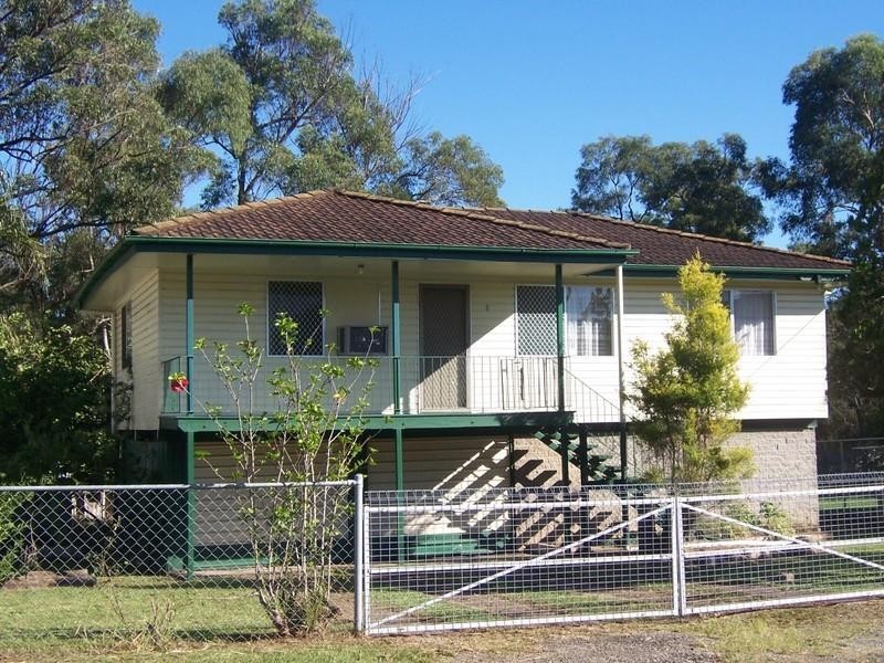 8 Candish Street, Woodridge QLD 4114