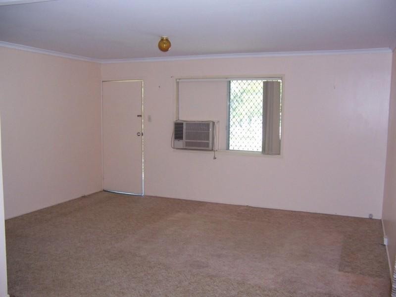 8 Candish Street, Woodridge QLD 4114