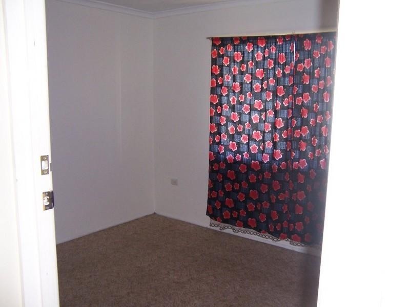 8 Candish Street, Woodridge QLD 4114