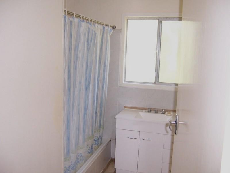 8 Candish Street, Woodridge QLD 4114