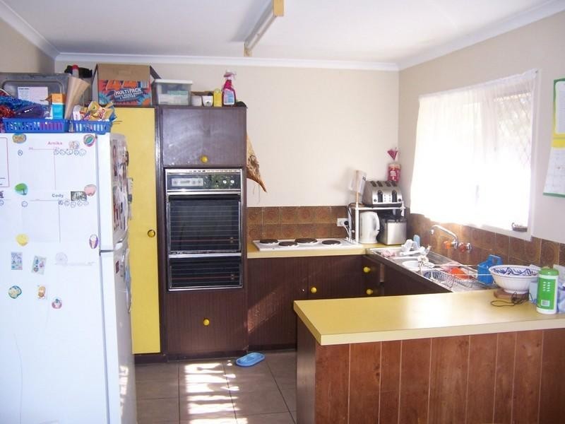 22 Rowan Street, Slacks Creek QLD 4127