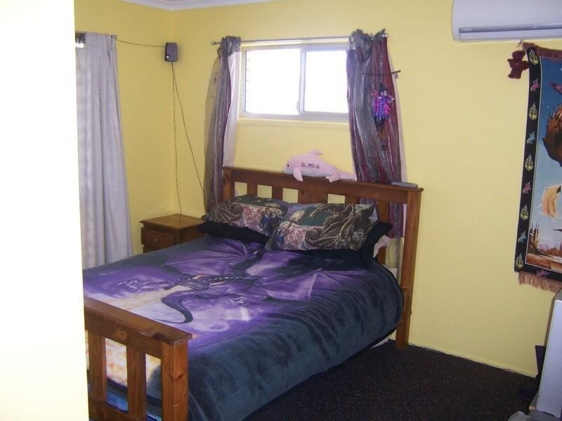 22 Rowan Street, Slacks Creek QLD 4127