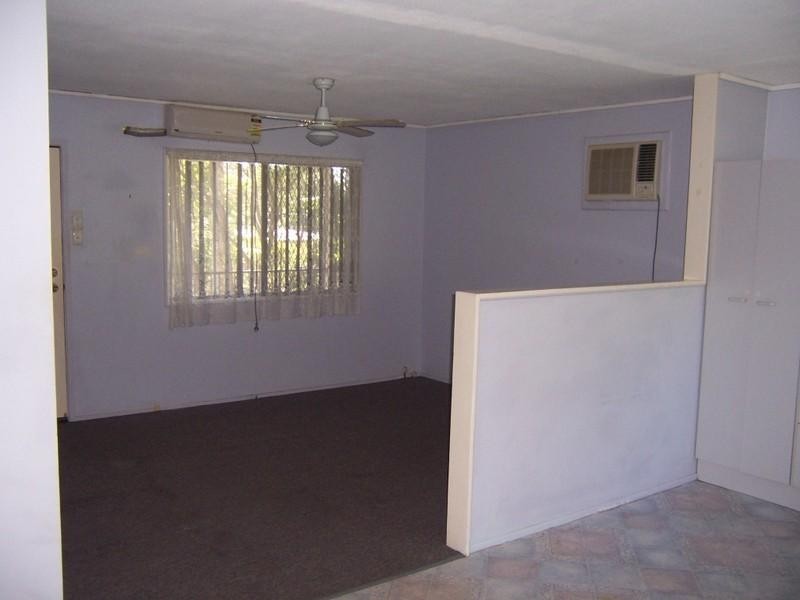 24 Ashvale Street, Kingston QLD 4114