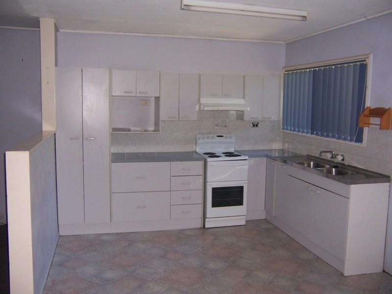 24 Ashvale Street, Kingston QLD 4114