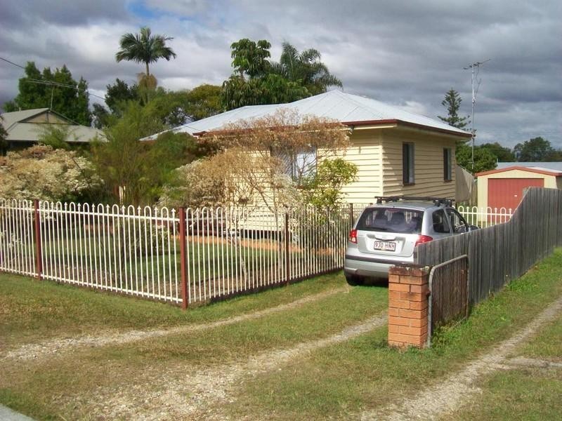 12 Elizabeth Street, Woodridge QLD 4114