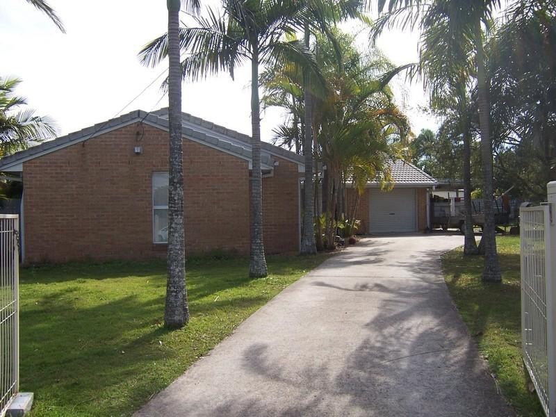 6 Figtree Court, Kingston QLD 4114