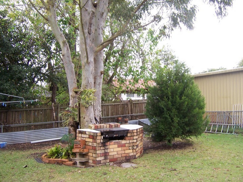 17 Schodel Street, Woodridge QLD 4114