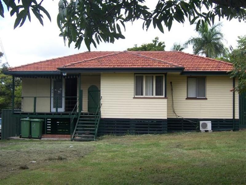 1 Edward Street, Woodridge QLD 4114