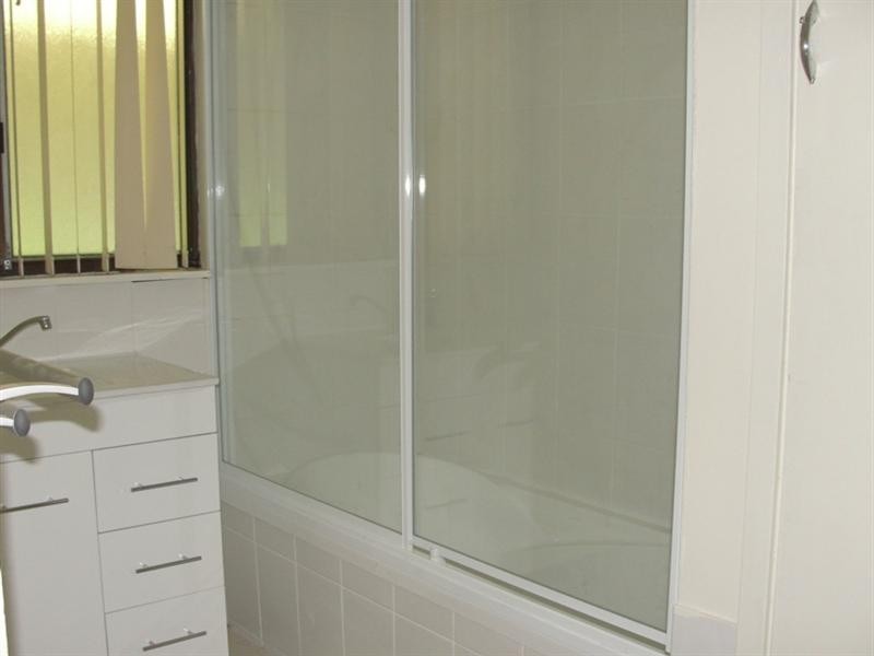 1 Edward Street, Woodridge QLD 4114