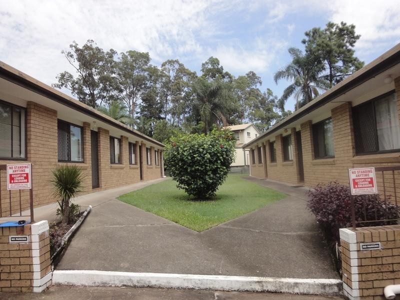3/10 North Road, Woodridge QLD 4114