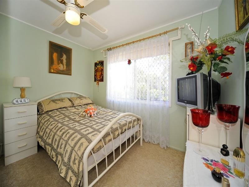 34 Ellen Street, Kingston QLD 4114