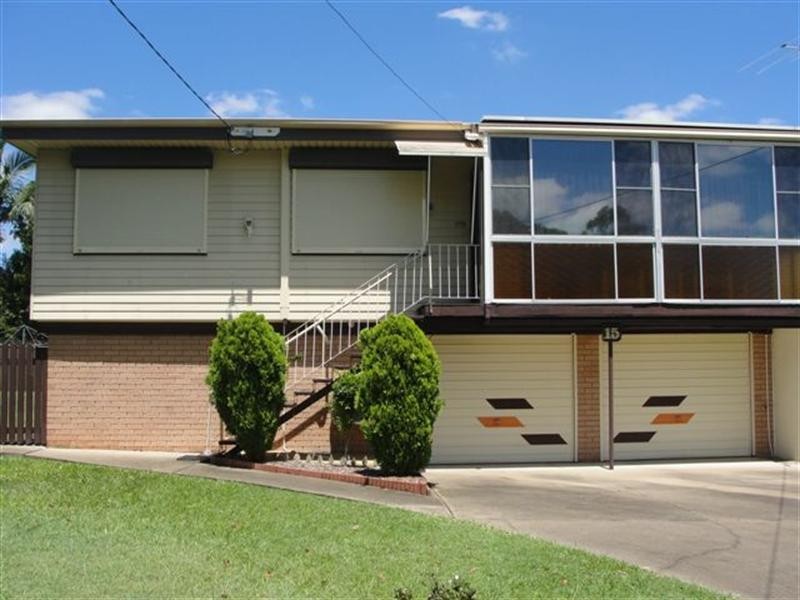 15 Oscar Street, Kingston QLD 4114