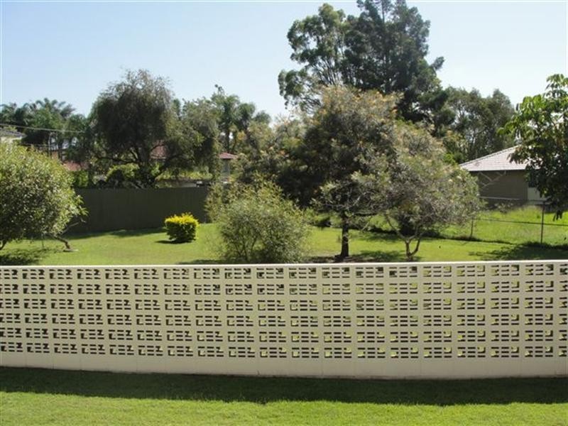 15 Oscar Street, Kingston QLD 4114